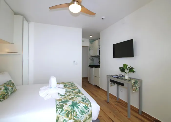 Casa Oasis By Cosycasa פניש